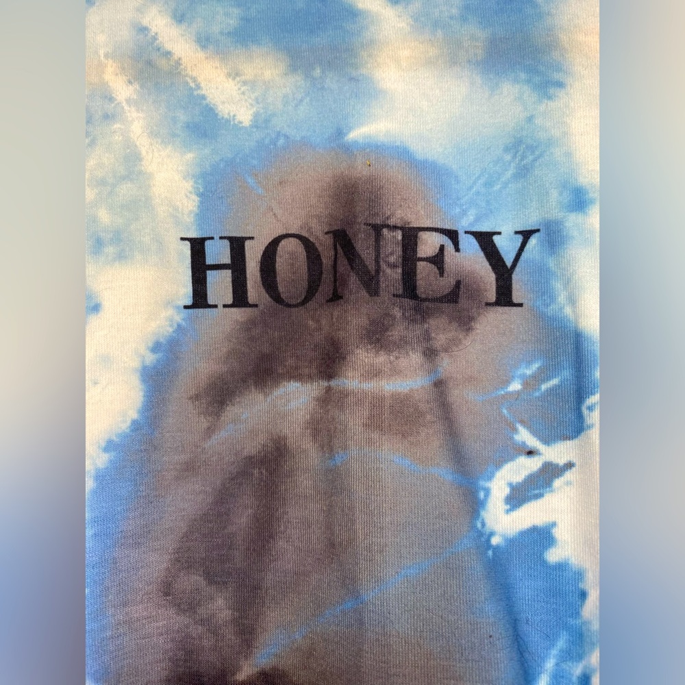 SHEIN EZwear HONEY GRAPHIC TIE DYE CROP TOP